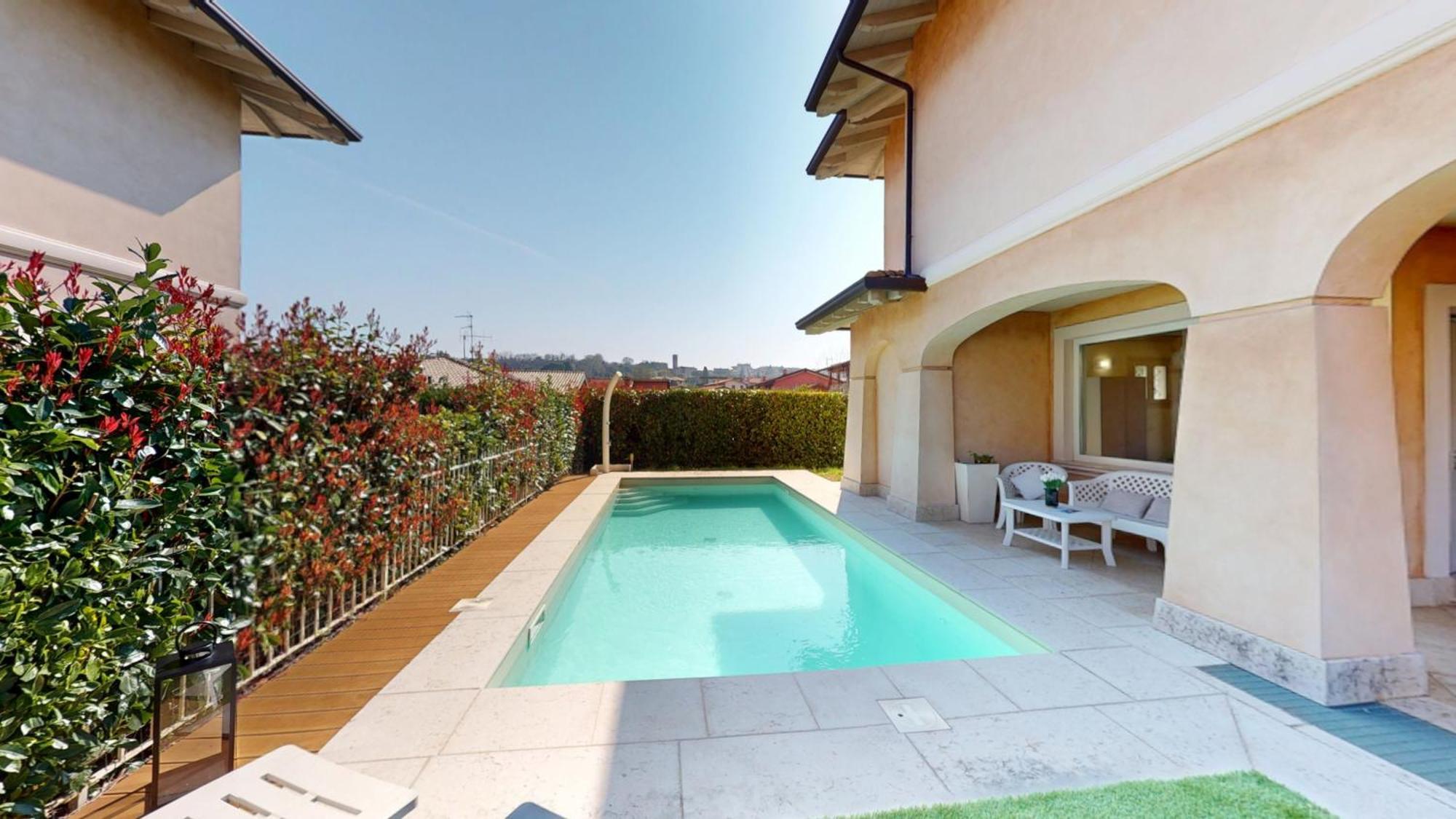 Villa Dolcevita By Bookinggardalake Manerba del Garda Exterior photo